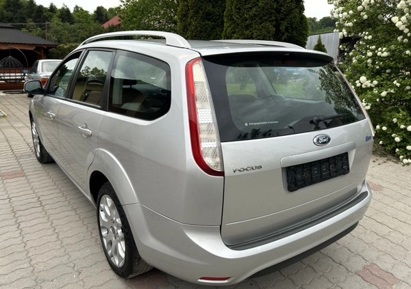 Ford Focus cena 15900 przebieg: 239000, rok produkcji 2009 z Żelechów małe 631